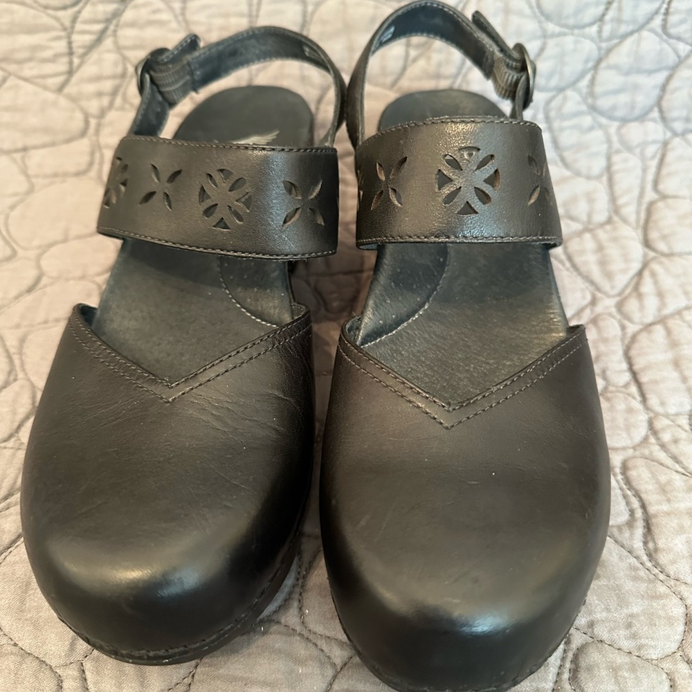 Dansko Trista Ankle Strap Clogs, black, size 40
